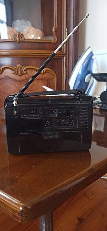Mobil telefon və aksesuarlar: Radio FM işliyir — 6