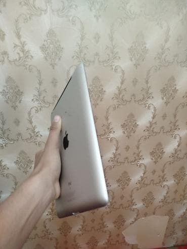 блендер 3 в 1: Б/у Apple iPad 3 (2012), 9,7", < 64 ГБ — 3