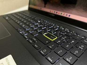 dell noutbuklar: ASUS Vivobook, 15.6 ", Intel Core i7, 512 GB — 4