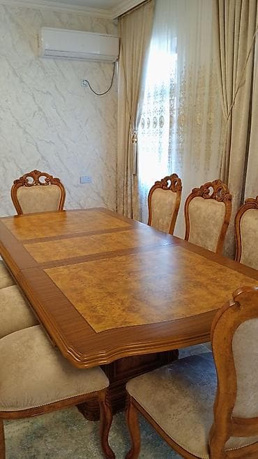 Qonaq otağı üçün, Yeni, Açılmayan, Dördbucaq masa, 8 stul