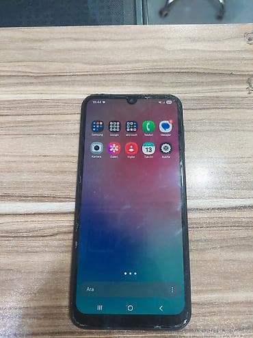 hard disk temiri: Samsung Galaxy A30s, 64 GB, Qırıq — 2
