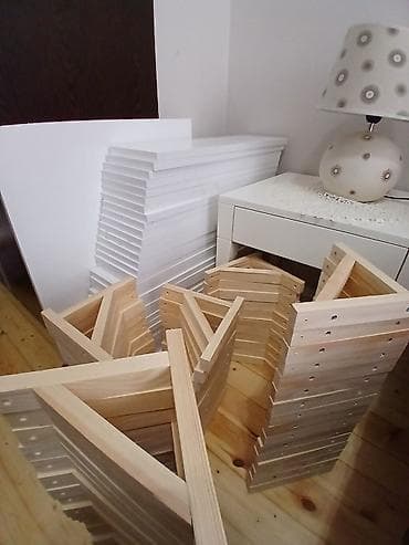 Rəflər: Minimalist taxta divar rəfi ●Ayaqları ağacdan üst hissəsi parlaq — 4