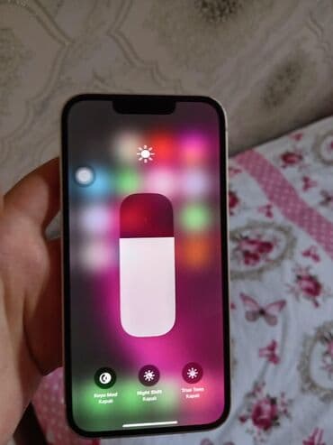 Автоэлектроника: IPhone 13, 128 ГБ, Белый, Face ID — 1