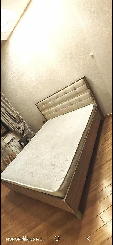 palma agac: Taxt – ölçü: 200 x 160 sm (2/160). 4 aylıq istifadə. - Yumşaq — 1