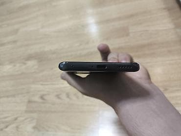 silver et ceken: Honor 256 GB, rəng - Qara, Sensor — 1