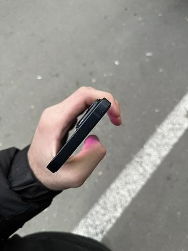 samsung iphone 7 plus: IPhone 14, Qara — 5