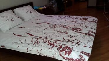 Elimlər icəri şəhər metrosunun yaxınlığında Nərimanov heykəlinə yaxın — 16