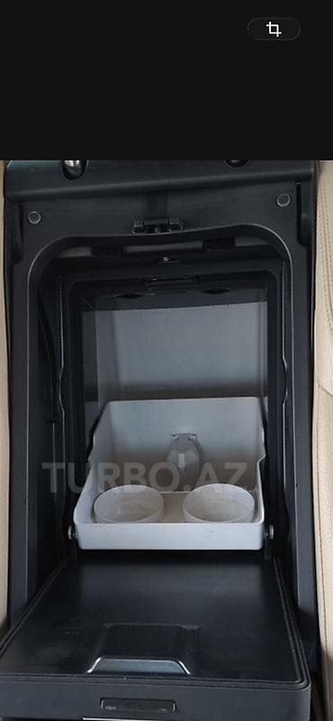 masin zapcast: BMW 740Li – uzun baza, lüks sedan. Xüsusiyyətlər: - Korpus: qara — 10