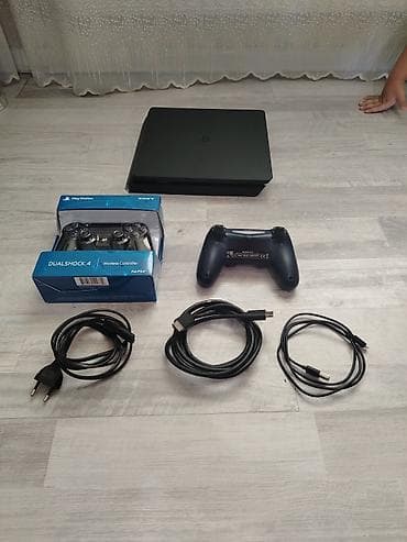 Elektronika: PlayStation 4 Slim komplekti icerisinde oyunlar var futbol masin doyus — 3