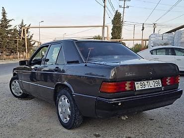 tank 3 pro: Mercedes-Benz 190 (W201): 2 l | 1991 il Sedan — 5