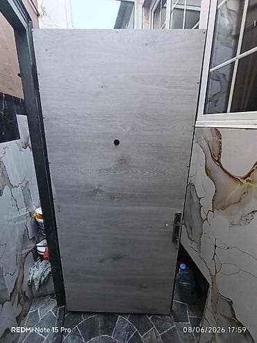 metal qəbul: Dəmir giriş qapısı cox yaxsi ve seliqeli qapidi bina evinə qoyulub — 5