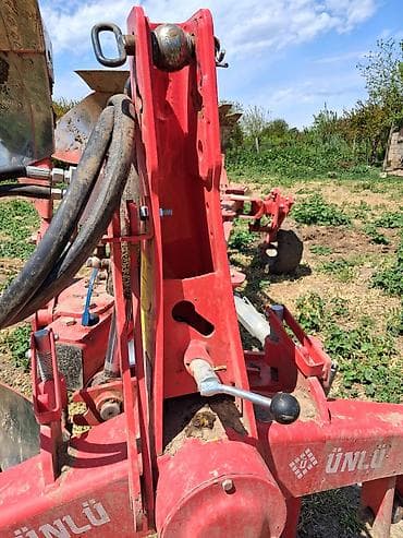 esger salvarlari: Dönər kotan Bir başa Əlaqə saxlayın — 3