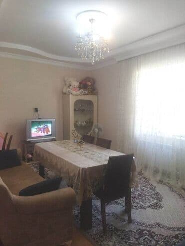 8 noyabr: Hövsan qəs. 3 otaqlı, 100 kv. m, Kredit yoxdur, Orta təmir — 3