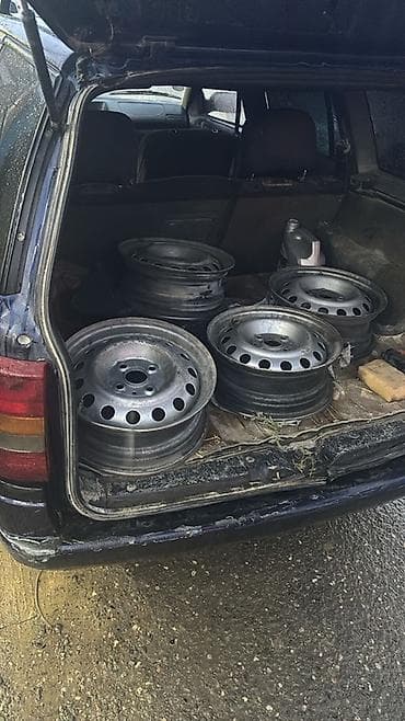 R14 4 bolt olan bütün masinlara gedir heç bir problemi yoxdu