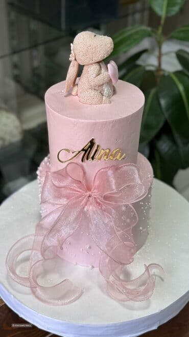 Торты: Təzə bişmiş qat-qat xəmirdən hazırlanan şirin bulkalar/səməni — 3