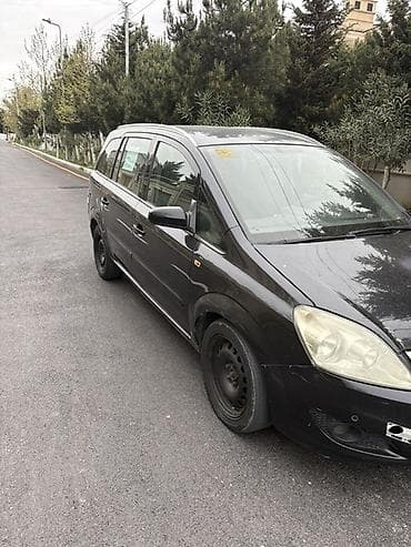 опел зафира б: Opel Zafira, qara rəng, 7 oturacaqlı miniven. - Kuzov — 4