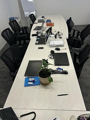 Офисная мебель на заказ: Прямой стол, Без выдвижных ящиков, Ламинат текстурный — 3