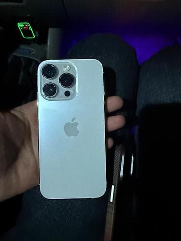 Salam. Ayfon 13 pro max tezeliyi ozumdedi. Sim webekesinde prablem var