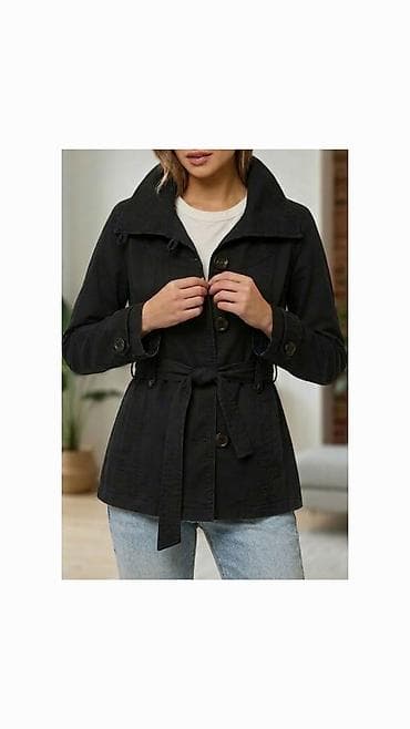 Qara trenç. Qalın materialı var, kurtka kimidir, külək buraxmır. Əla