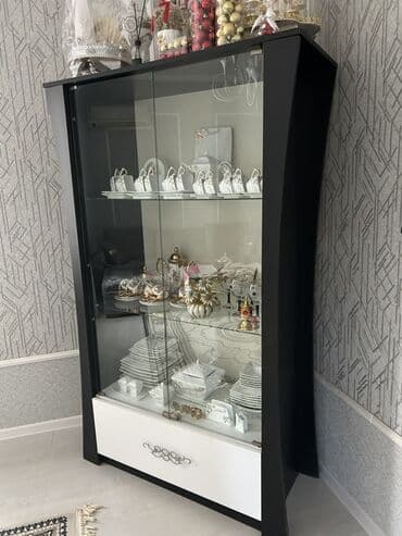 архивный шкаф: Сервант — 3