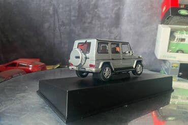 metbex tavan modelleri: Коллекционная модель Mercedes-Benz G-class W463 silver 2012 AutoArt — 16