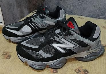 new balance: New Balance idman ayaqqabısı. Qara, boz və ağ rənglərin — 2