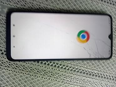 rədmi note 11: Salam telefon ekarni catdi iwlemeyine mane olmur zaryatka saxlayir — 4