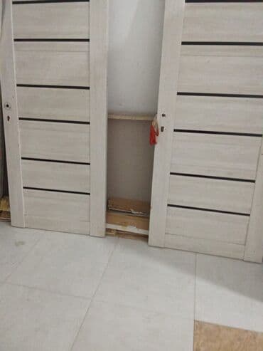 двери для дома: İki ədəd qapı satılır çərçivəsidə var qiymət birinə aiddi — 2