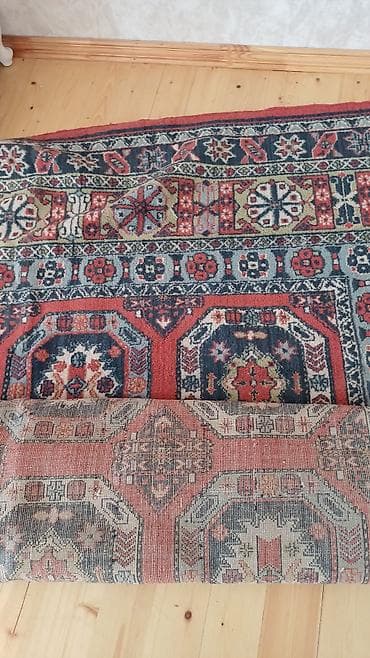 Qədim üslublu əl toxuması xalça - Naxış: Qafqaz motivli həndəsi və