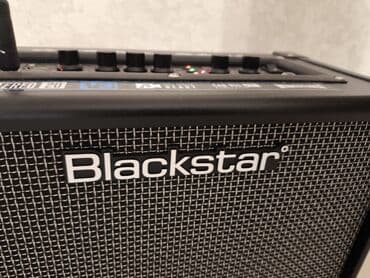 Velosiped aksesuarları: Elektron gitara, Fender, 6 sim, İşlənmiş, Ünvandan götürmə, Ödənişli çatdırılma — 2