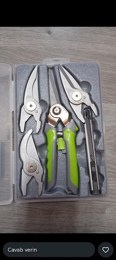 Mexaniki əl alətləri: Çoxfunksiyalı kəsici dəst Məzmun: - Sərt plastik qutuda komplekt - — 1