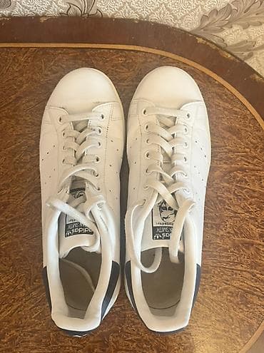 адидас: Adidas Stan Smith klassik ağ ayaqqabısı - Model: Adidas Originals — 2