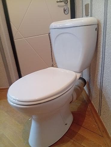 plastik boru utu: Unitaz – kompakt çənli, döşəməyə bərkidilən model tertemizdir yeniden — 2