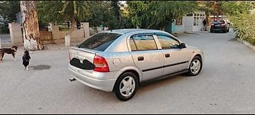 c 202 stopu: Opel Astra: 1.8 l | 1998 il Hetçbek — 2