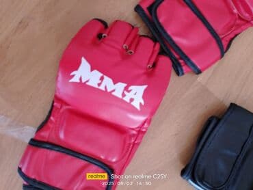Nərdlər: MMA/boxinq üçün barmaq açıq əlcəklər - Nümunələr: “MMA” loqolu — 3