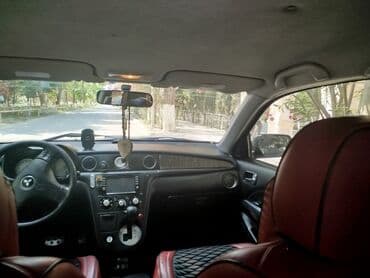 lada niva cadır: Mitsubishi Airtrek, qara rəng, universal kuzov. Xüsusiyyətlər: - — 10