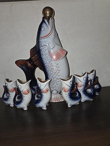 Porcelain “Balıq” likör dəsti - Kompozisiya: 1 böyük balıq formalı lalafo.az -da Porcelain “Balıq” likör dəsti - Kompozisiya: 1 böyük balıq formalı