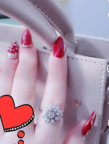 sir urekli: Dest teze sirkon daşlı rengi gedmir — 2