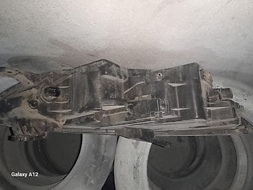 duman faralari: Sol, Yaxın və uzaq vuran işıqlar BYD — 4