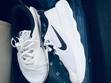 is cekmesi: Nike kişi/kadın idman ayaqqabısı – ağ rəng, qara detallarla - — 2