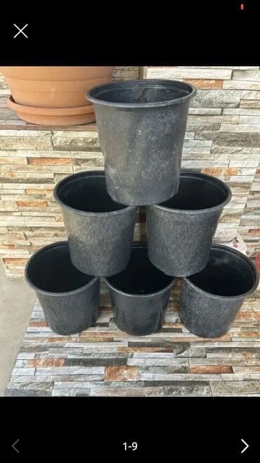 gul qablarinin satisi: Gül və dibçək qabları satılır.Plastik,kauçuk materyaldır.Sayı 50 — 1
