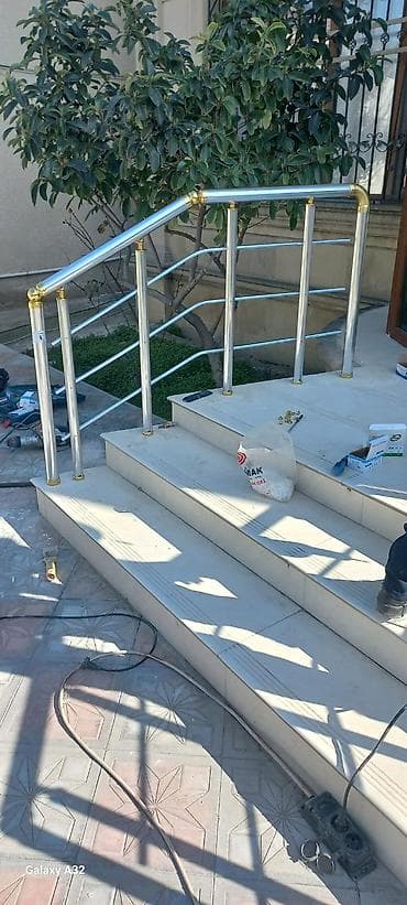 Перила: Paslanmayan poladdan pilləkən məhəccəri - Material: yüksək — 1