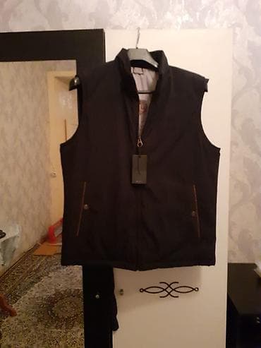 payız geyimləri: Gencede satilir orginal Loro Piana kişi jileti 75azn alinib satisi — 1