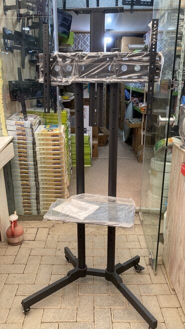 madeyra tv stend: Zavod məhsuludur Sex malı deil Təkərli stendlərin satışı evlərdə,bağ — 1