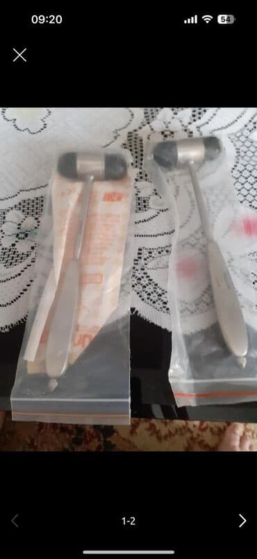 Termometrlər: Məhsul: Neyroloji refleks çəkici (2 ədəd) Təsvir: - Paslanmayan — 2