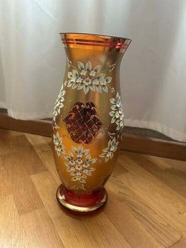 etirşah gülü: Bir vaza — 1