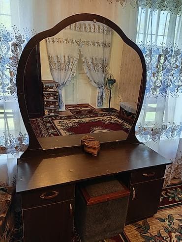 perde dekorları: Güzgü dəsti - Material: tünd rəngli laminat/taxta - Böyük, dekorativ — 2