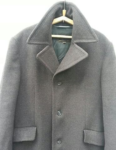 gumus aliram: AĞSU Şəhərində Təcili Satılır. Ki$i üçün Drap mexli Palto . Boyuk — 3