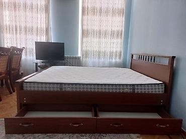 İkinəfərlik çarpayı, Bazasız, Matras ilə, Siyirməli