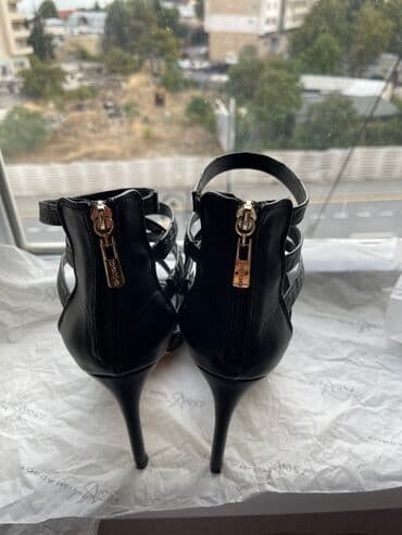 босоножки 27 размера: Размер: 39, цвет - Черный, Б/у — 5